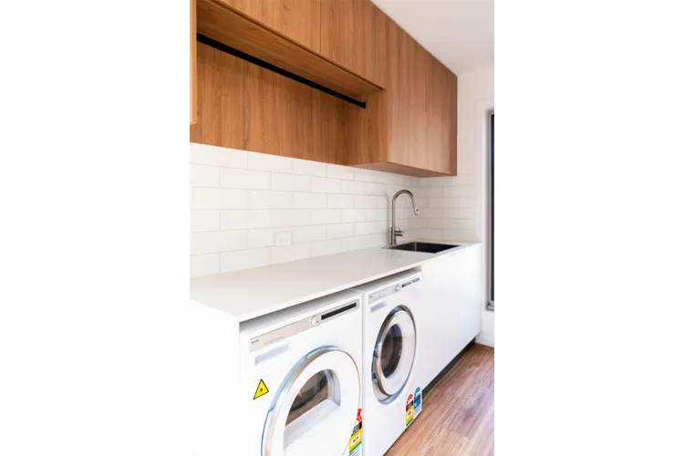 halton-joinery-modern-laundry-f-1-1.jpg.webp